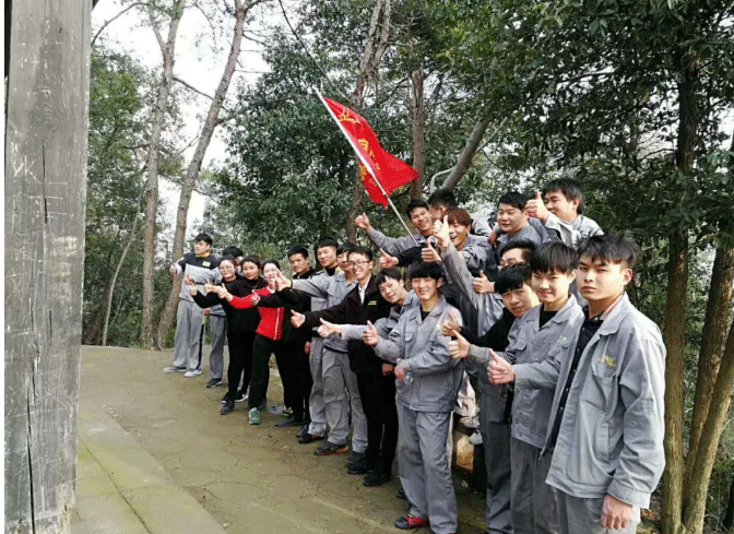 集體展示小拇指風(fēng)采，3月里全國(guó)的小拇指門(mén)店棒棒噠